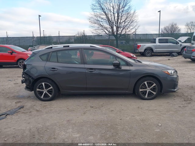 4S3GTAD60P3704590 Subaru Impreza Premium 5-door