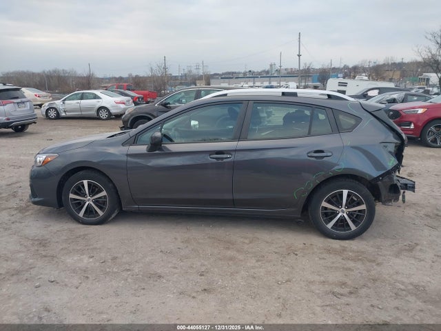4S3GTAD60P3704590 Subaru Impreza Premium 5-door