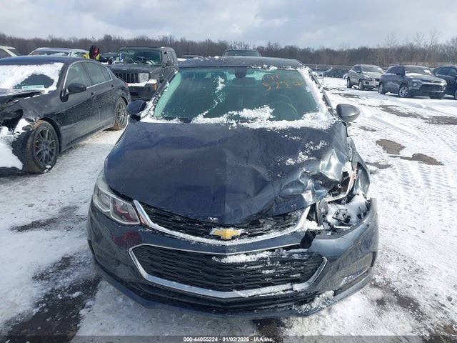 44055224 :رقم المزاد ، 1G1BC5SM6G7311147 vin ، 2016 Chevrolet Cruze Ls Auto مزاد بيع