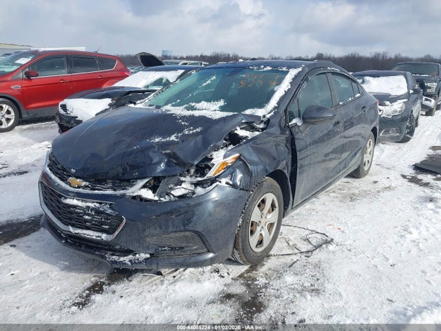44055224 :رقم المزاد ، 1G1BC5SM6G7311147 vin ، 2016 Chevrolet Cruze Ls Auto مزاد بيع