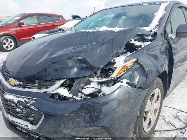 44055224 :رقم المزاد ، 1G1BC5SM6G7311147 vin ، 2016 Chevrolet Cruze Ls Auto مزاد بيع
