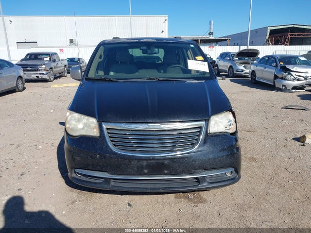 2013 Chrysler Town & Country Touring-l მანქანა იყიდება აუქციონზე, vin: 2C4RC1CG5DR801905, აუქციონის ნომერი: 44055392