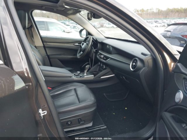 2019 ALFA ROMEO STELVIO ZASPAKBN3K7C51516 Photo 4