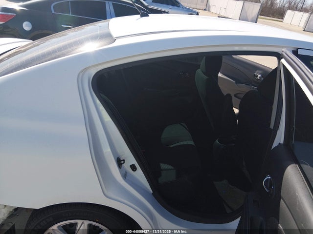 3N1CN7APXKL871595 Nissan Versa 1.6 Sv