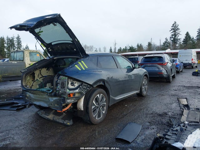 KIA Ev6 Light Long Range 2024 KNDC3DLC1R5620308 Image 4