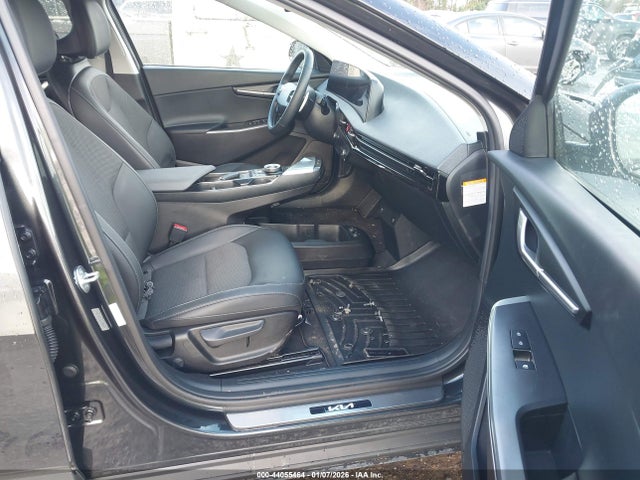 KIA Ev6 Light Long Range 2024 KNDC3DLC1R5620308 Image 5