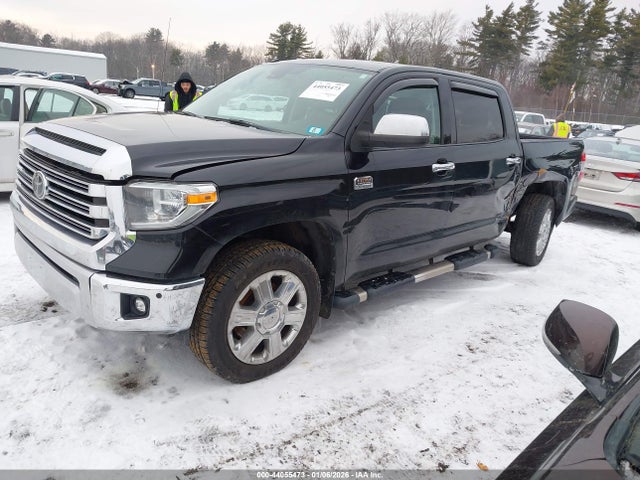 5TFAY5F17JX715215 Toyota Tundra 1794 5.7l V8