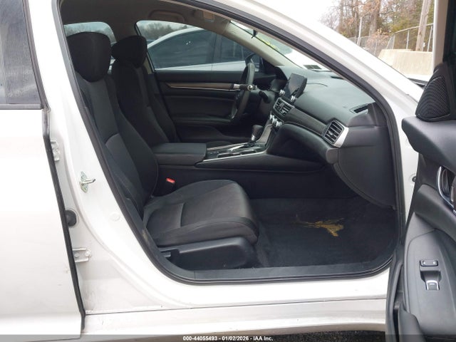 Продажа на аукционе авто 2020 Honda Accord Lx, vin: 1HGCV1F19LA050433, номер лота: 44055493