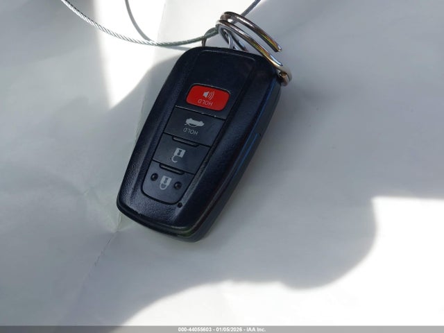 4T1R11AKXMU611996 Toyota CAMRY LE