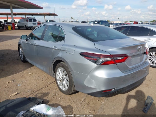 4T1R11AKXMU611996 Toyota CAMRY LE