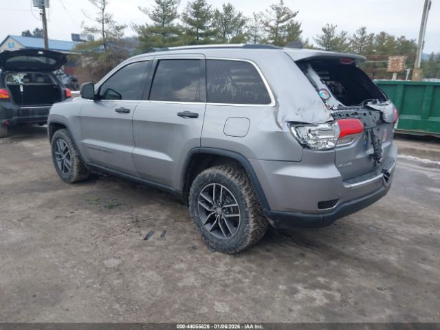 2018 JEEP GRAND CHEROKEE 1C4RJFBGXJC124326 Photo 2