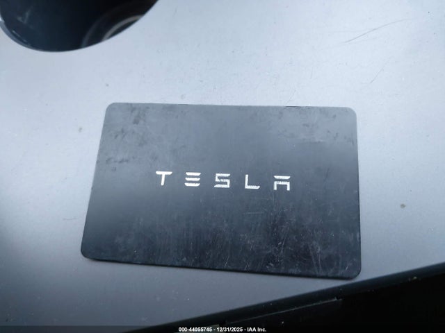 44055745 :رقم المزاد ، 5YJ3E1EB4NF192630 vin ، 2022 Tesla Model 3 Long Range Dual Motor All-wheel Drive مزاد بيع