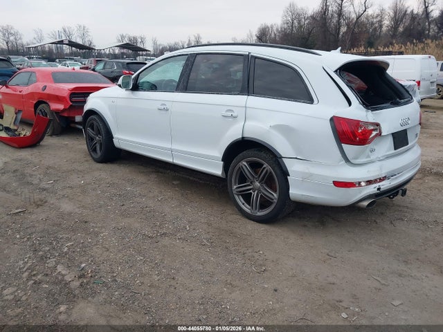 2015 AUDI Q7 WA1WMAFE5FD015774 Photo 2