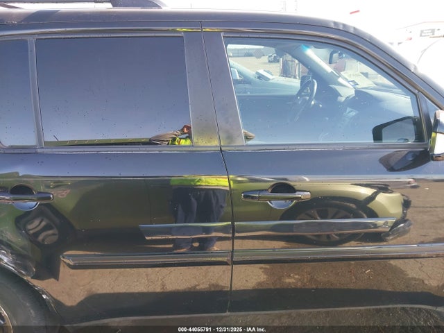 44055791 :رقم المزاد ، 5FNYF4H96BB088410 vin ، 2011 Honda Pilot Touring مزاد بيع