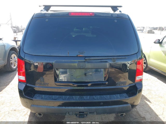 44055791 :رقم المزاد ، 5FNYF4H96BB088410 vin ، 2011 Honda Pilot Touring مزاد بيع
