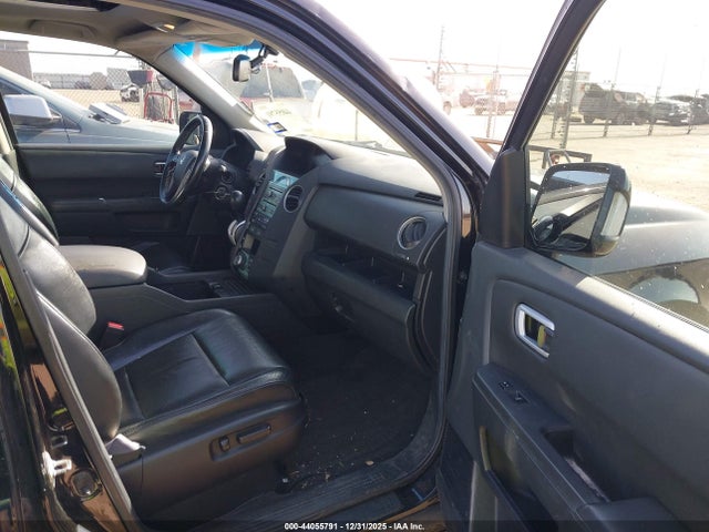 44055791 :رقم المزاد ، 5FNYF4H96BB088410 vin ، 2011 Honda Pilot Touring مزاد بيع