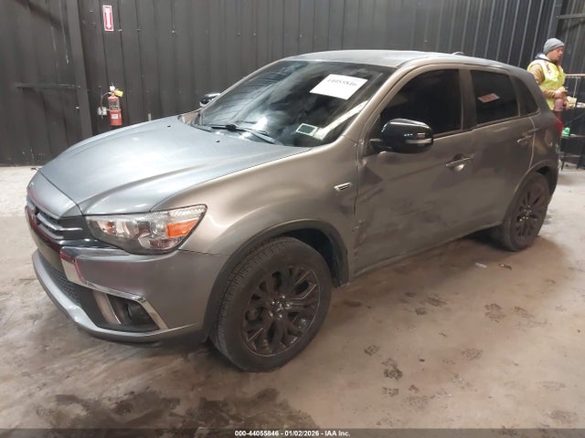 2018 MITSUBISHI OUTLANDER SPORT JA4AR3AU6JZ028440 Photo 1