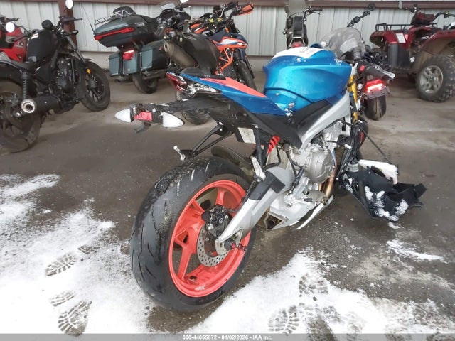 ZD4XGUA05TS000704 Aprilia Rs 660