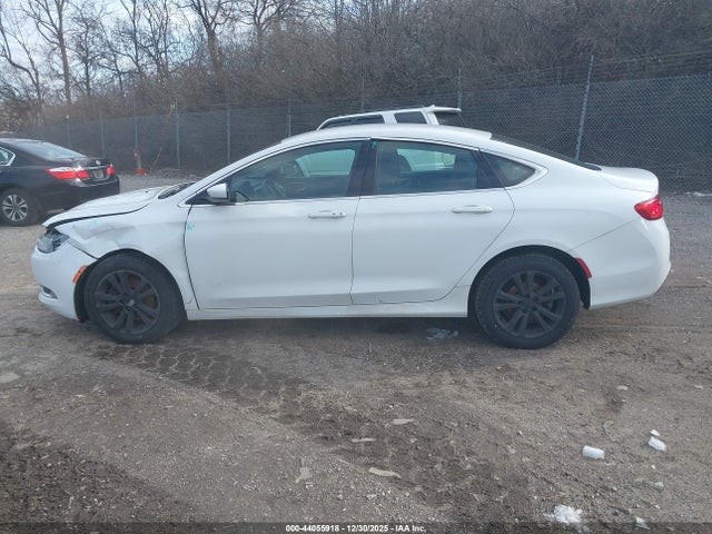 1C3CCCAB1GN144342 Chrysler 200 Limited