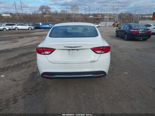 1C3CCCAB1GN144342 Chrysler 200 Limited