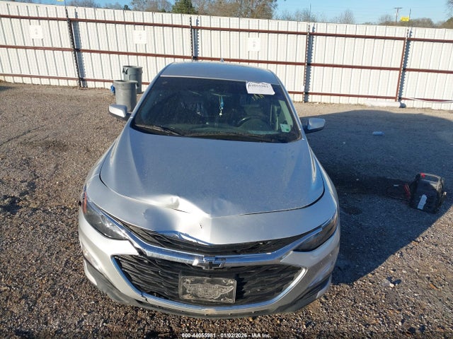 1G1ZG5ST8MF053547 Chevrolet Malibu Fwd Rs
