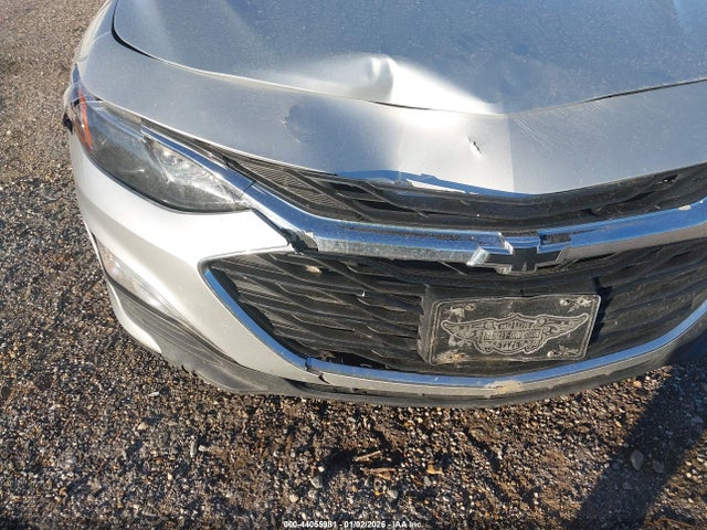 1G1ZG5ST8MF053547 Chevrolet Malibu Fwd Rs