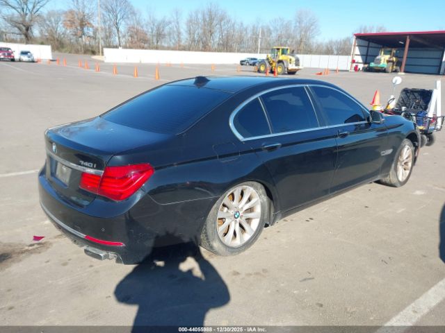 2015 BMW 740I WBAYA6C5XFD827061 Photo 3