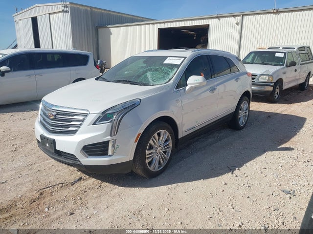 2017 CADILLAC XT5 1GYKNCRS2HZ105821 Photo 1