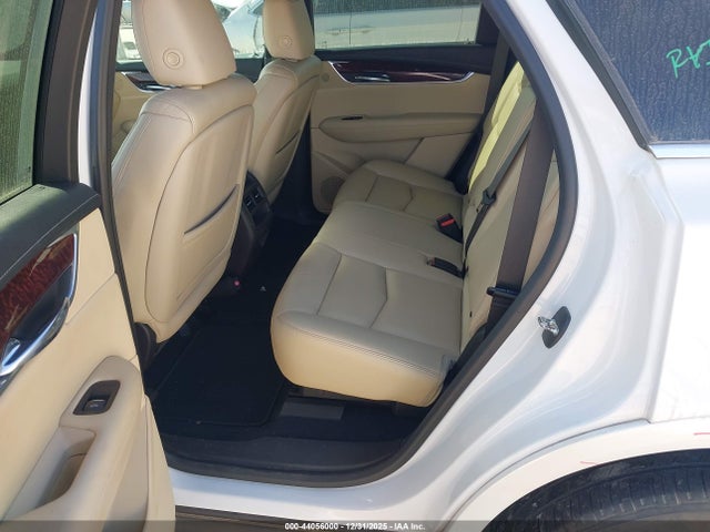 2017 CADILLAC XT5 1GYKNCRS2HZ105821 Photo 7