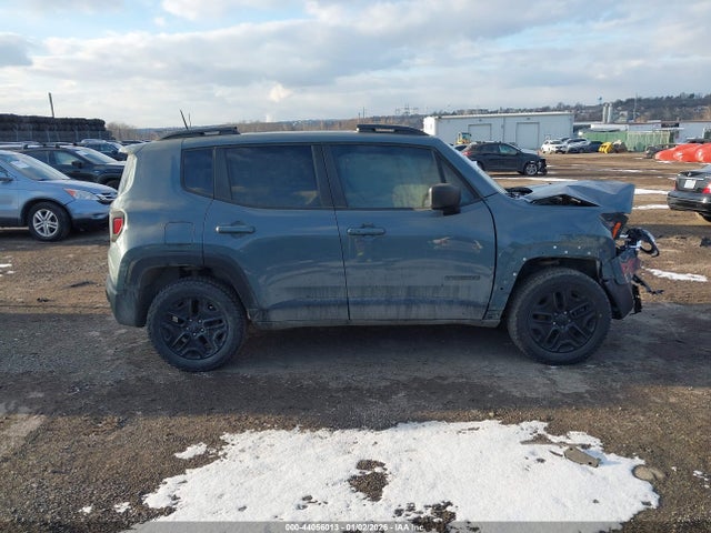 ZACCJBAB5JPJ02165 Jeep Renegade Upland Edition 4x4
