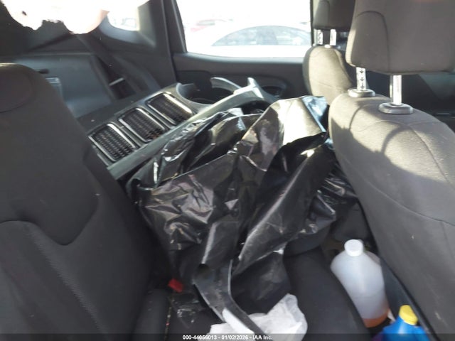 ZACCJBAB5JPJ02165 Jeep Renegade Upland Edition 4x4