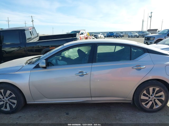 Продажа на аукционе авто 2023 Nissan Altima S Fwd, vin: 1N4BL4BV1PN349817, номер лота: 44056056