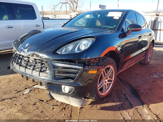2018 PORSCHE MACAN WP1AA2A57JLB05219 Photo 1