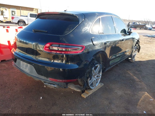 2018 PORSCHE MACAN WP1AA2A57JLB05219 Photo 3