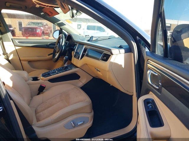 2018 PORSCHE MACAN WP1AA2A57JLB05219 Photo 4