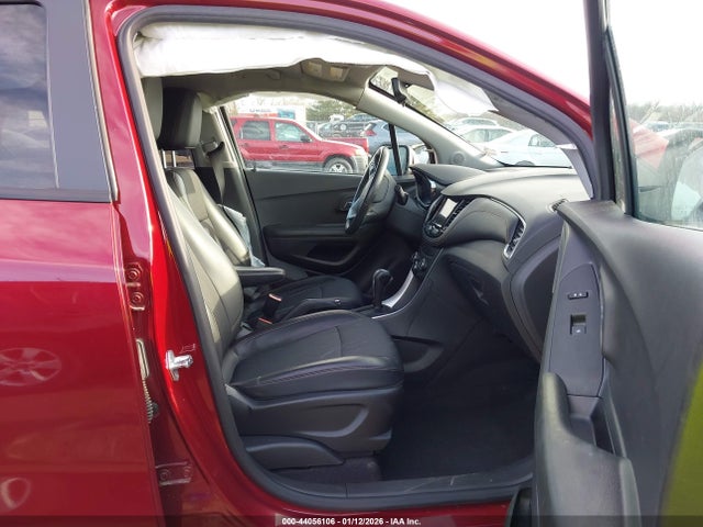 2022 CHEVROLET TRAX KL7CJPSMXNB529807 Photo 4