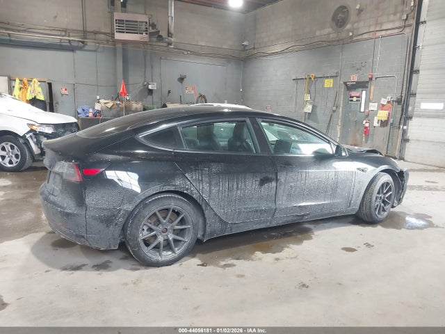 44056181 :رقم المزاد ، 5YJ3E1EB1NF160511 vin ، 2022 Tesla Model 3 Long Range Dual Motor All-wheel Drive مزاد بيع