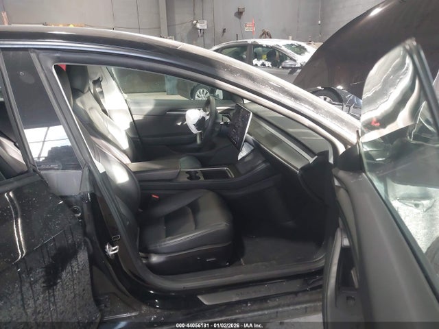 44056181 :رقم المزاد ، 5YJ3E1EB1NF160511 vin ، 2022 Tesla Model 3 Long Range Dual Motor All-wheel Drive مزاد بيع
