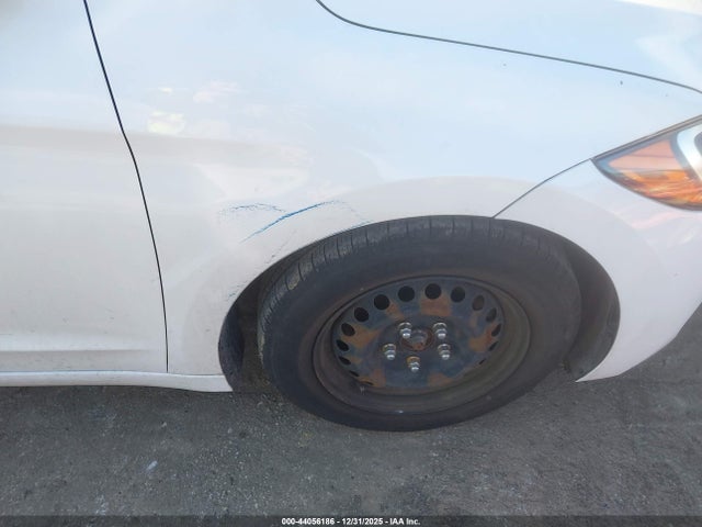 2017 Hyundai Elantra Se მანქანა იყიდება აუქციონზე, vin: 5NPD74LF6HH192480, აუქციონის ნომერი: 44056186
