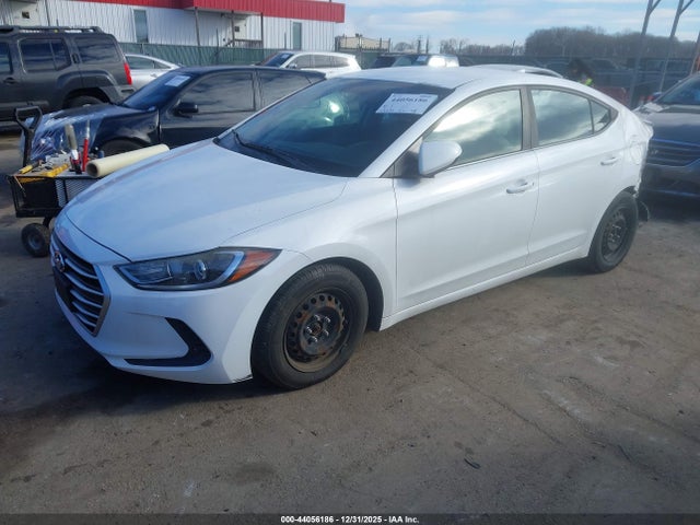 2017 Hyundai Elantra Se მანქანა იყიდება აუქციონზე, vin: 5NPD74LF6HH192480, აუქციონის ნომერი: 44056186