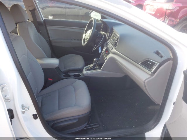 2017 Hyundai Elantra Se მანქანა იყიდება აუქციონზე, vin: 5NPD74LF6HH192480, აუქციონის ნომერი: 44056186