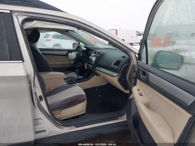 Продаж на аукціоні авто 2015 Subaru Outback 2.5i Premium, vin: 4S4BSBFC9F3343053, номер лоту: 44056189