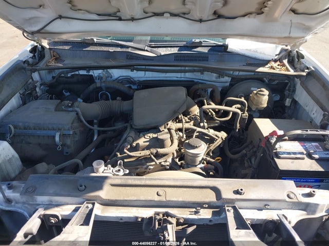 5TFAX5GN6GX063183 Toyota Tacoma Sr5