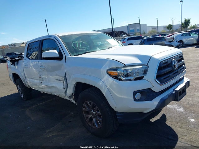 5TFAX5GN6GX063183 Toyota Tacoma Sr5