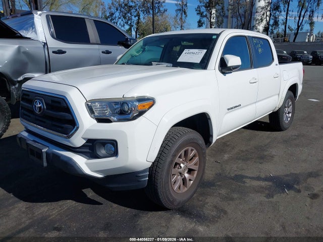 5TFAX5GN6GX063183 Toyota Tacoma Sr5
