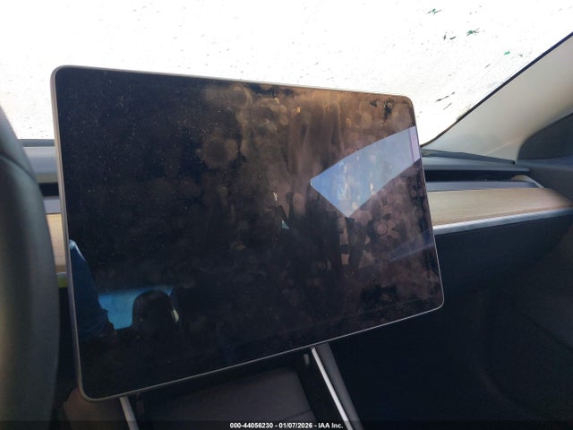 44056230 :رقم المزاد ، 5YJ3E1EC6LF742030 vin ، 2020 Tesla Model 3 Performance Dual Motor All-wheel Drive مزاد بيع