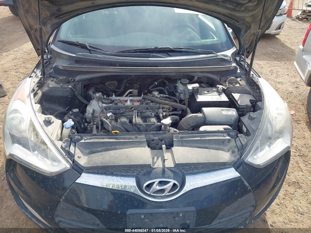 KMHTC6AD5HU306121 Hyundai Veloster