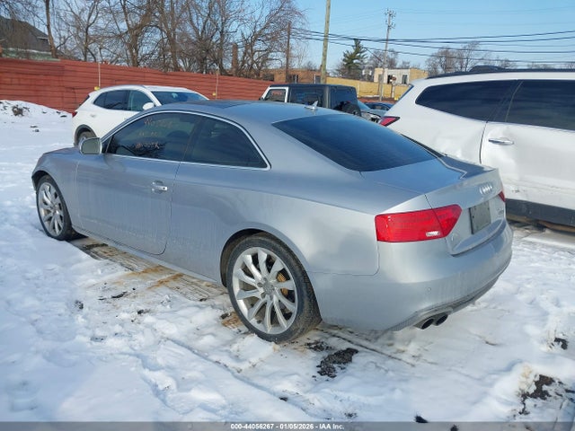 2016 AUDI A5 WAUM2AFR5GA037117 Photo 2