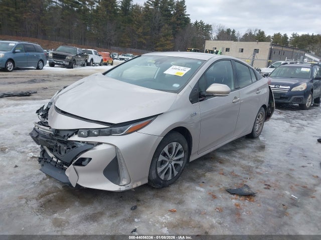 2020 TOYOTA PRIUS PRIME JTDKARFP4L3156155 Photo 1