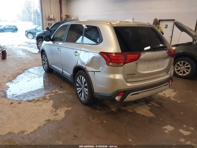2019 MITSUBISHI OUTLANDER JA4AD2A34KJ000121 Photo 2